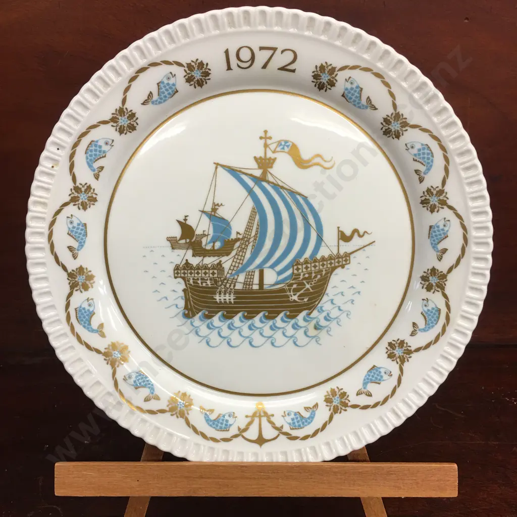 Vintage Spode Christmas 1972 China Sailing Ship Wall Plate Image 1++